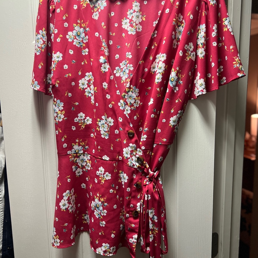 LOFT Floral Wrap Top - Red